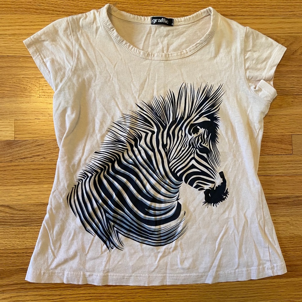 Graphic tee